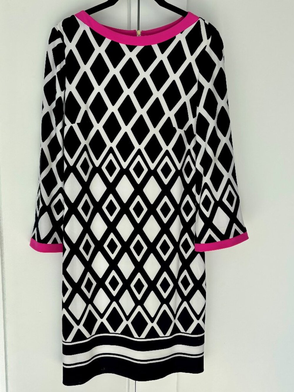 Joseph Ribkoff Geometric Print Dress | Size 6 | Excellent Condition - Picture 2 of 4